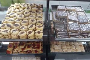 Panader&iacute;a y Confiter&iacute;a &ldquo;Los Tres Hermanos&rdquo;