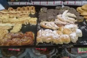 Panaderia Y Confiteria Luisana