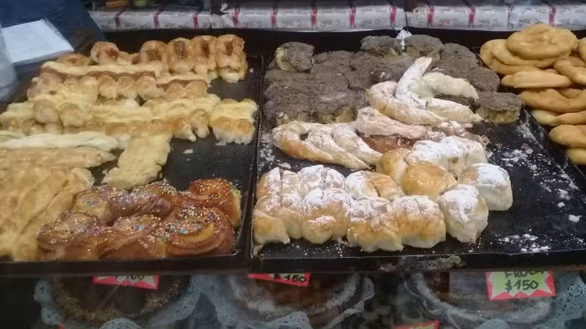 Panaderia Y Confiteria Luisana
