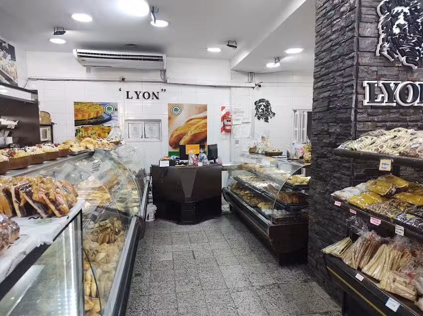 Panader&iacute;a y Confiter&iacute;a Lyon