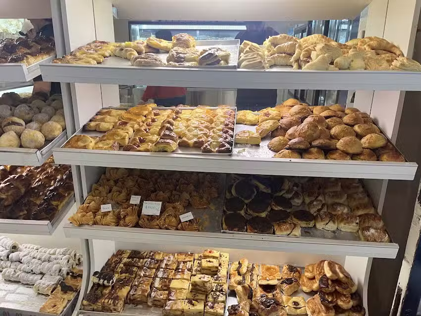 Panader&iacute;a y confiter&iacute;a Macarro