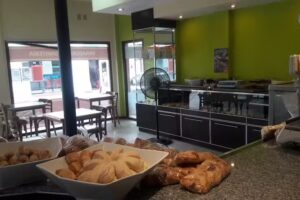 Panader&iacute;a y Confiter&iacute;a &ldquo;Mana&rdquo;