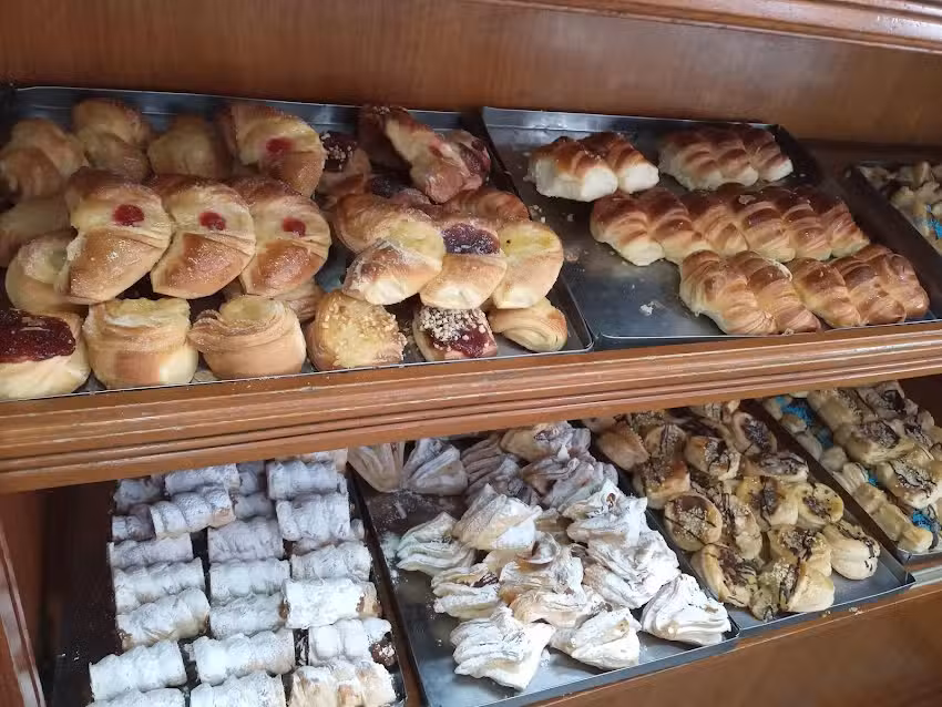 Panader&iacute;a y Confiter&iacute;a Marco