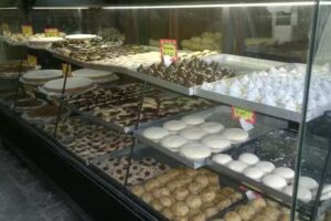 Panaderia Y Confiteria Mis Angeles