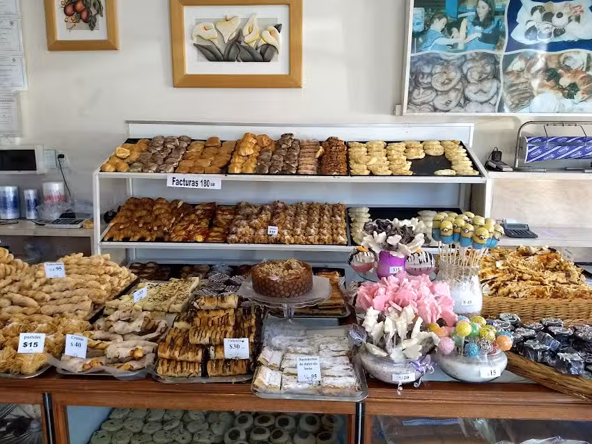 Panader&iacute;a y Confiter&iacute;a Nevada