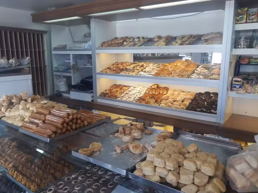 PANADER&Iacute;A Y CONFITERIA NOGUI