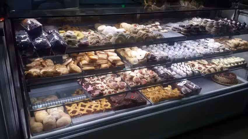 Panaderia Y Confiter&iacute;a Peluso