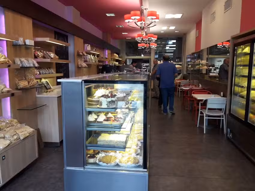 Panader&iacute;a y Confiter&iacute;a Rosa M&iacute;stica