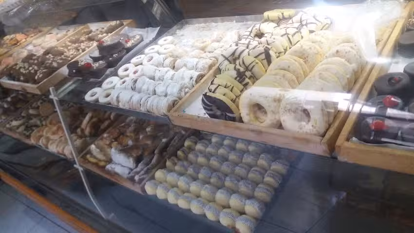 Panader&iacute;a y Confiter&iacute;a Tiziano