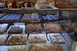 Panadería y Confitería YONI