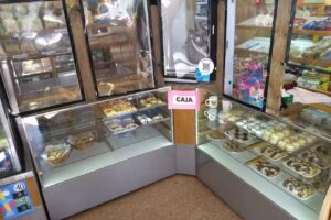 Panader&iacute;a y kiosco Cuarto Creciente