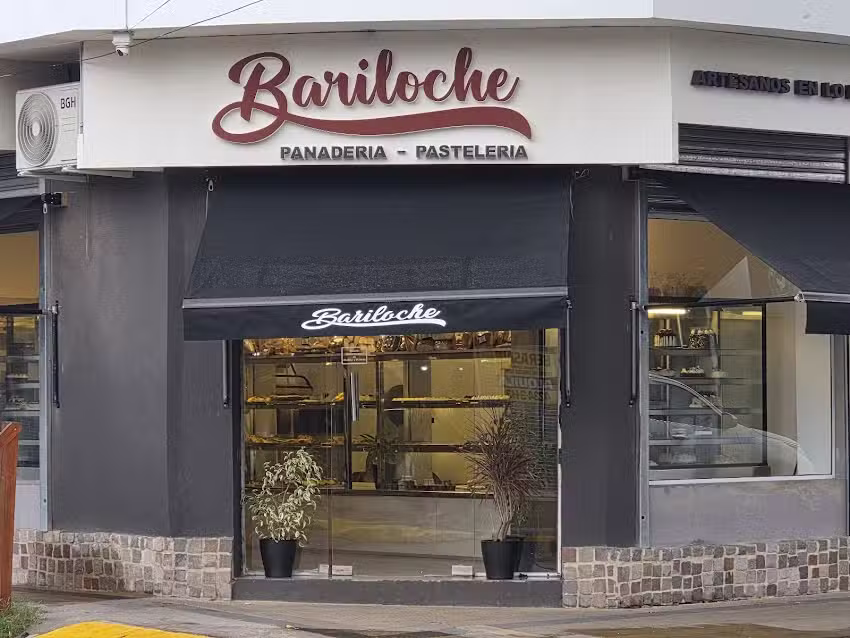 Panader&iacute;a y Pasteler&iacute;a Bariloche &ndash; Sucursal Trist&aacute;n Su&aacute;rez