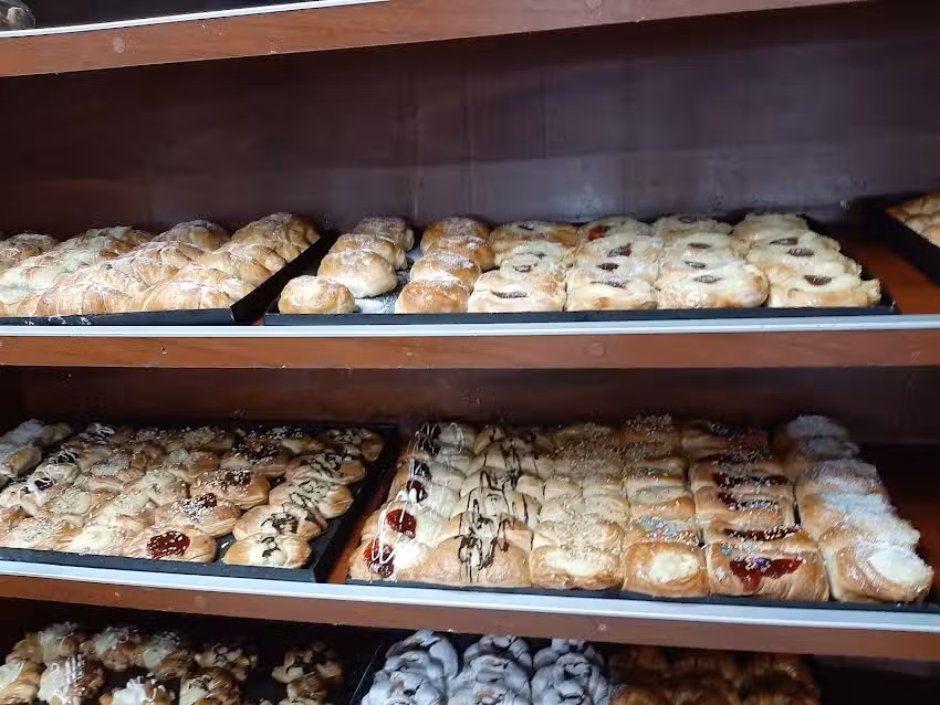 Panader&iacute;a y Pasteler&iacute;a Buenos Artesanos