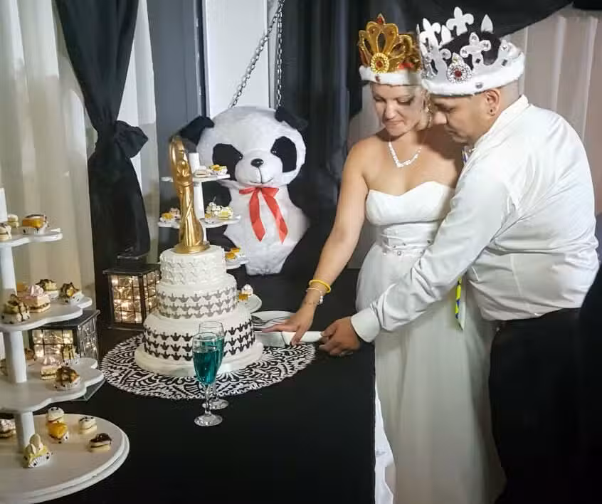 Panaderia Y Pasteleria Dulces Delicias