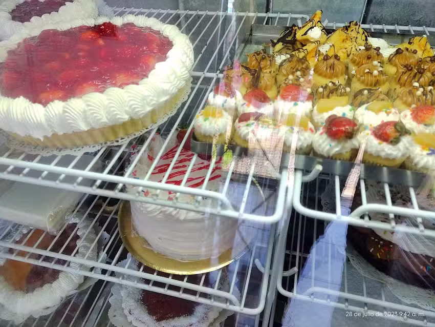 PANADERIA Y PASTELERIA G&Eacute;NESIS