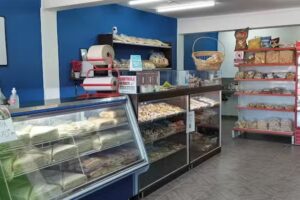 Panaderia y sandwicheria toti