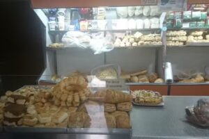 Panader&iacute;a &ldquo;Zeballos&rdquo;.