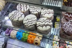 Panificadora Don Carlos • Av. Nahuel Huapi