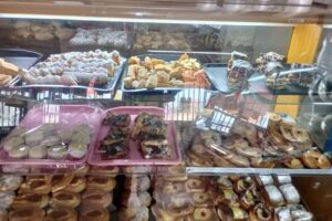 Panificadora y Despensa Lourdes.