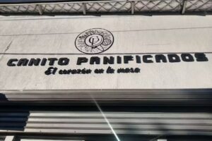 Panificadora y Fiambrer&iacute;a La Esquina de Canito