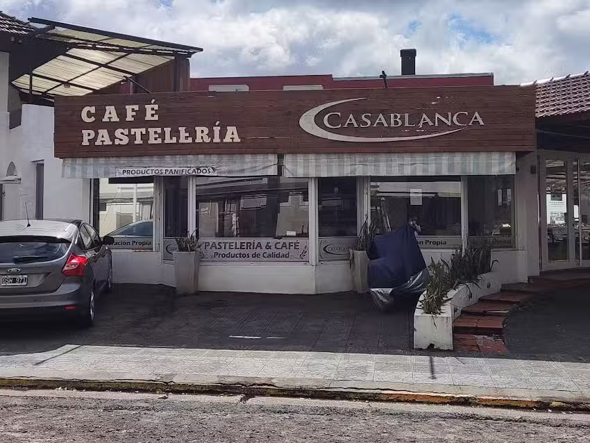 Pasteler&iacute;a & Caf&eacute;
