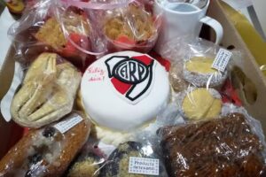 Pasteler&iacute;a dolce cannella