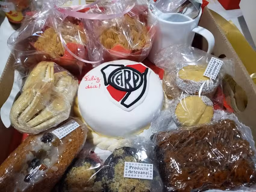 Pasteler&iacute;a dolce cannella