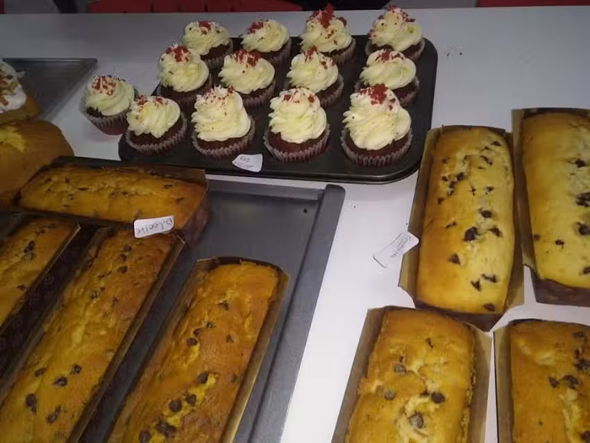 &ldquo;PI&Uacute; DULCE&rdquo; Reposter&iacute;a Artesanal