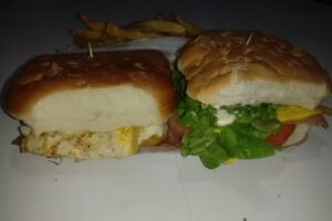 Reposteria Manuelita Cotillon