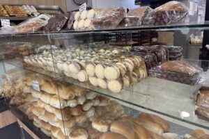 Ruca Bakery store