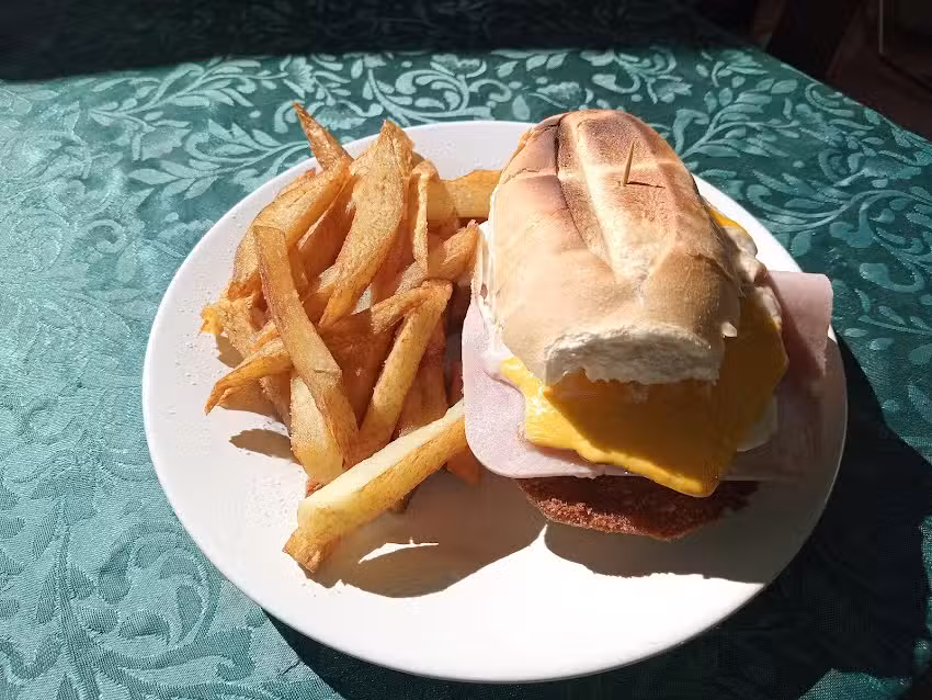 SABORES DE SANTA ANA MBUJAPE HA TEMBI&rsquo;U