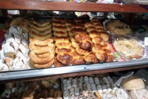 TERCER CIELO : PANADER&Iacute;A Y HELADER&Iacute;A