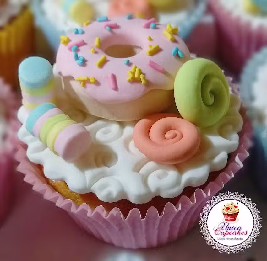 &Uacute;nica Cupcakes